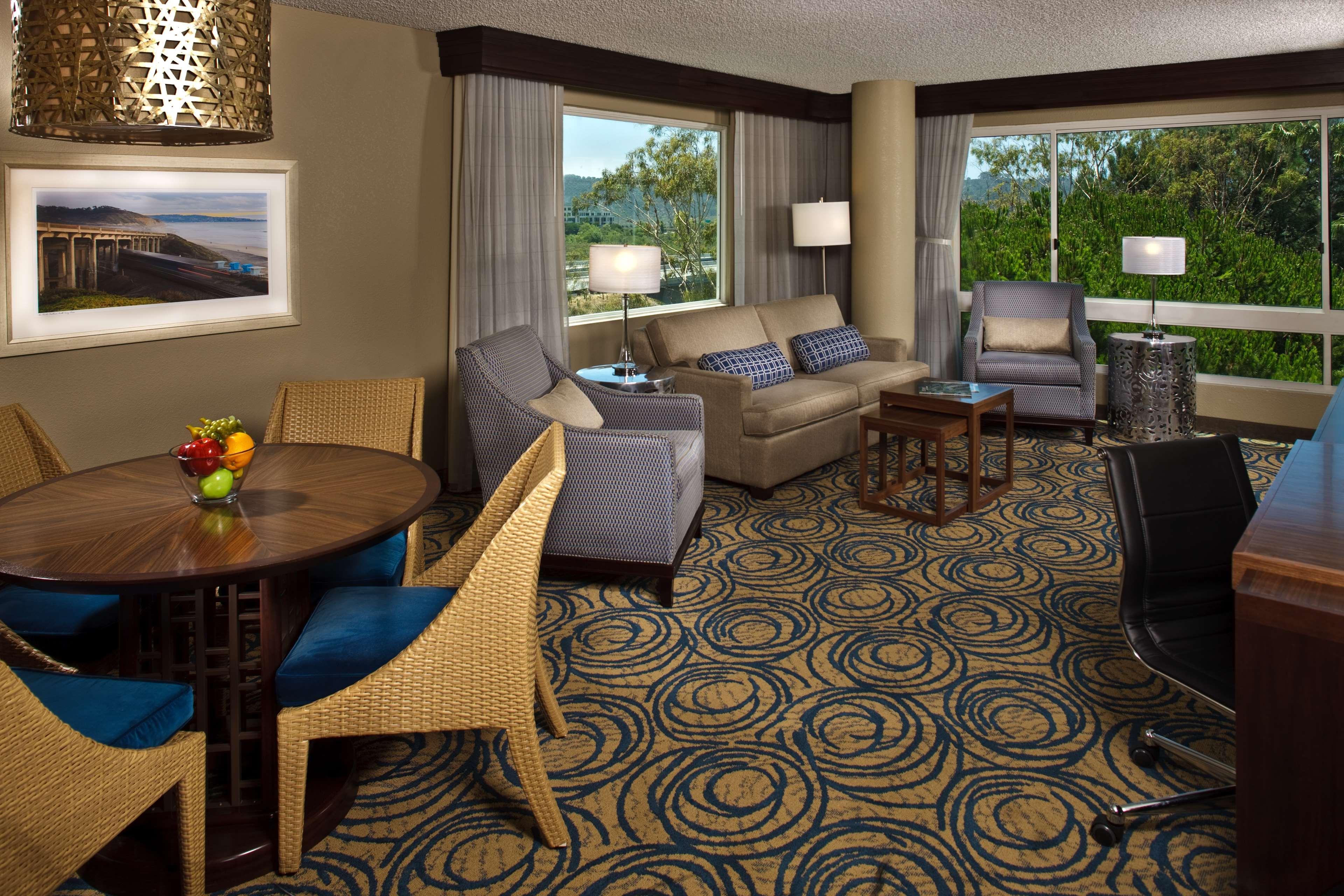 Doubletree By Hilton San Diego Del Mar Exterior photo