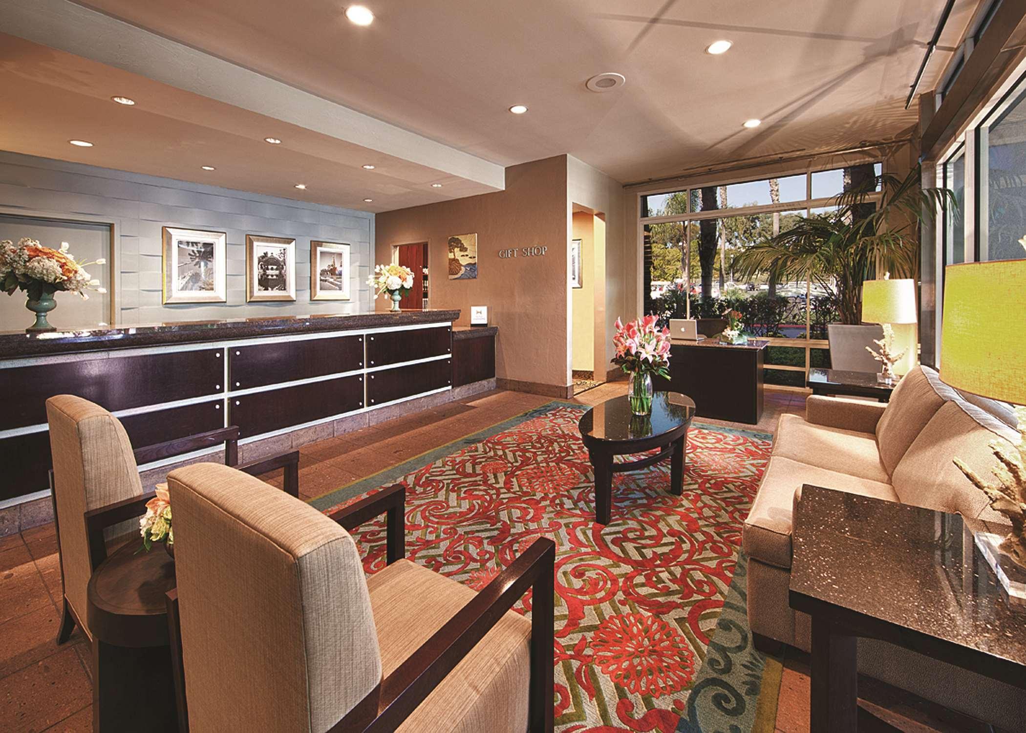 Doubletree By Hilton San Diego Del Mar Exterior photo