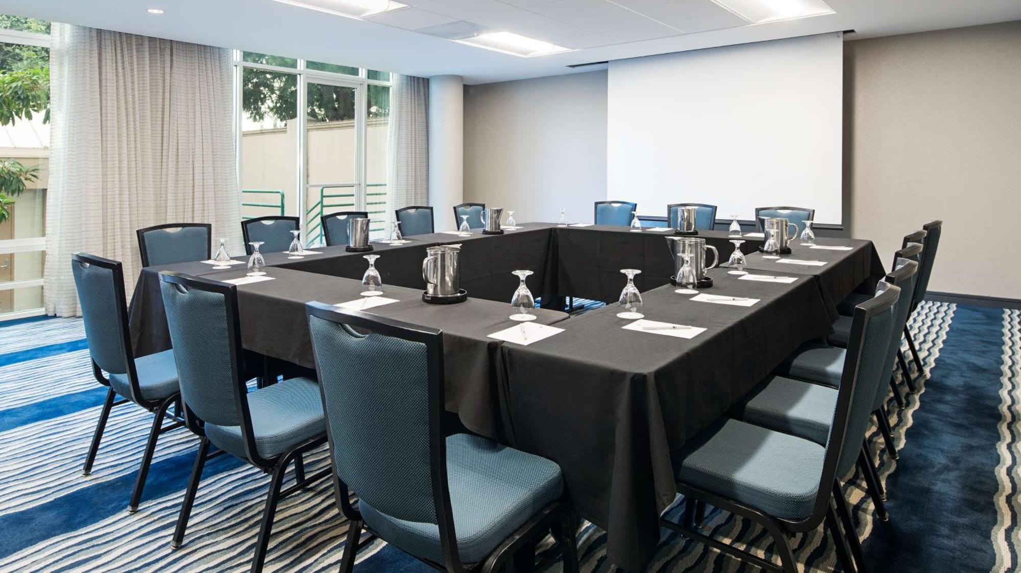 Doubletree By Hilton San Diego Del Mar Exterior photo