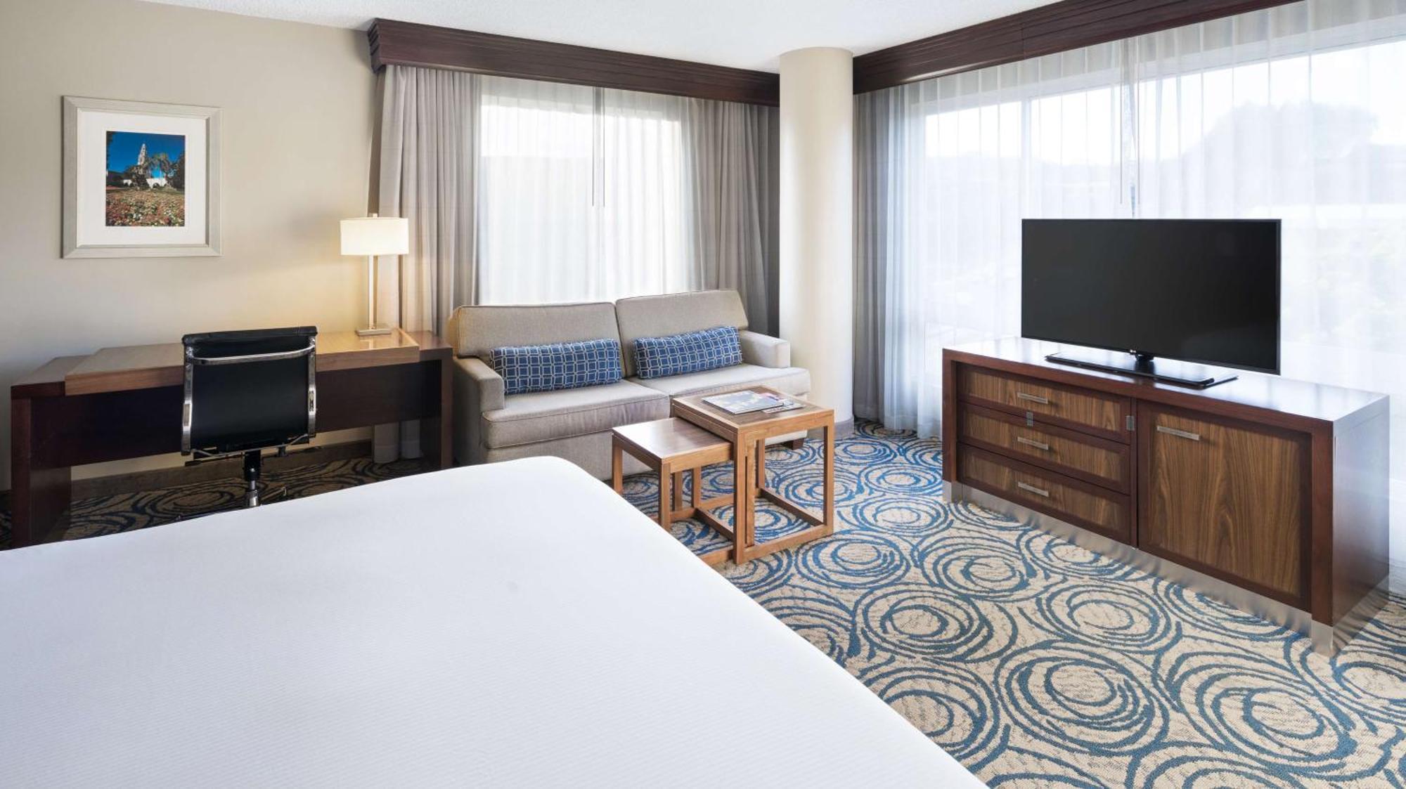 Doubletree By Hilton San Diego Del Mar Exterior photo
