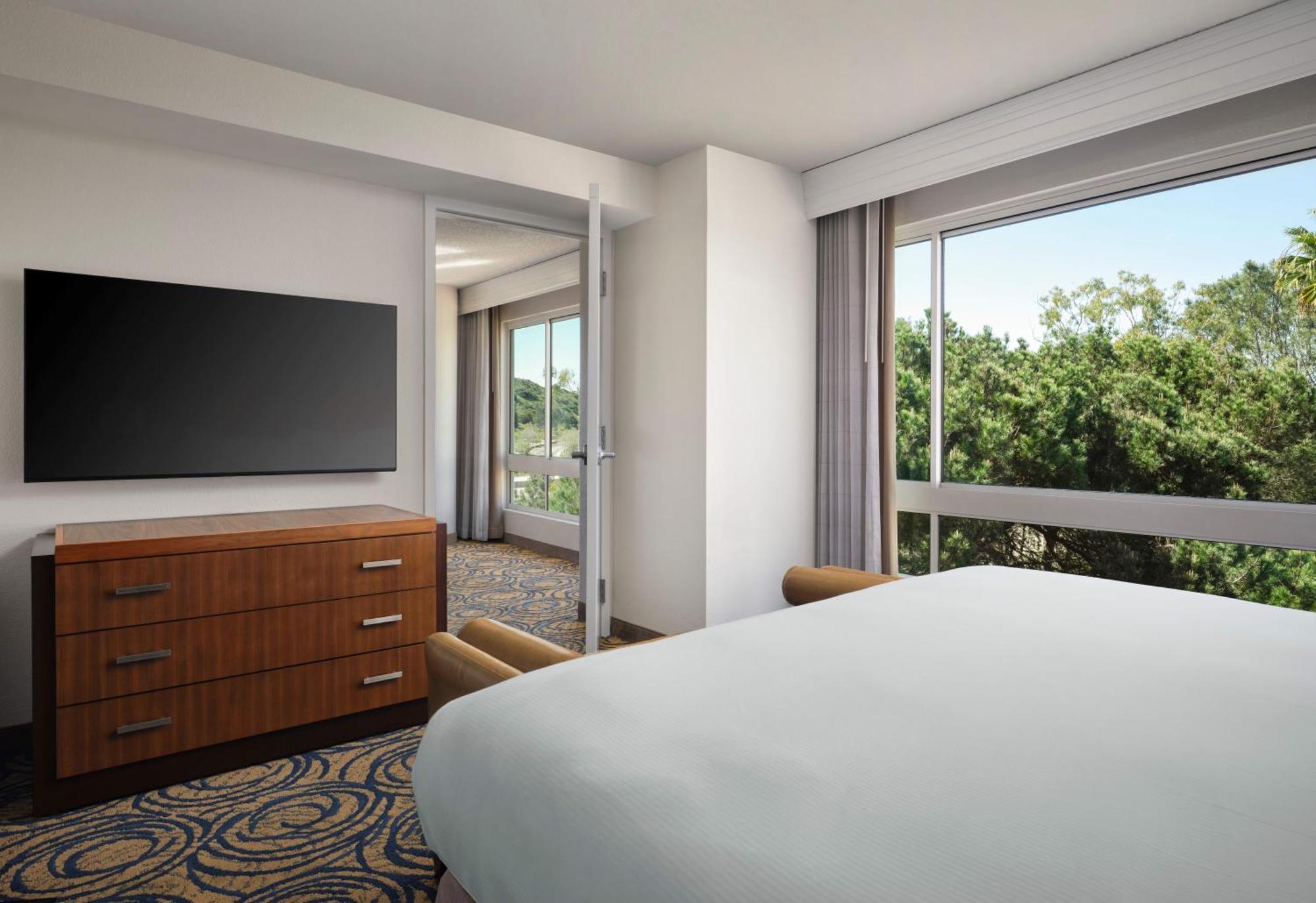 Doubletree By Hilton San Diego Del Mar Exterior photo