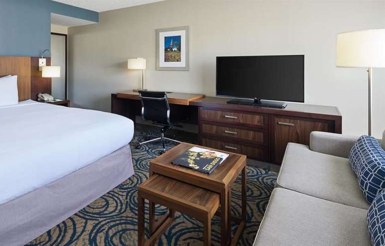 Doubletree By Hilton San Diego Del Mar Exterior photo